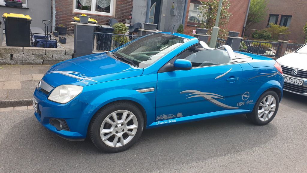 Opel Tigra 129.000 km 2.190 &euro; Duisburg 47139