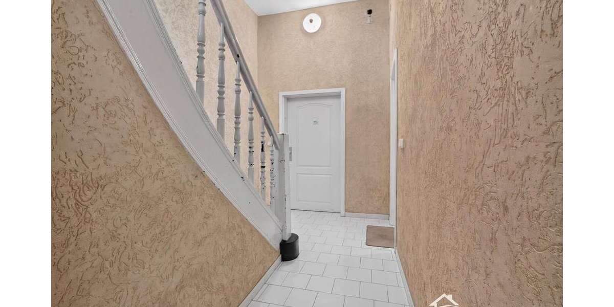 Einfamilienhaus Duisburg Mittelmeiderich - 13 Zimmer, 359 m&sup2;, 485.000&euro; | Angebot:27076487