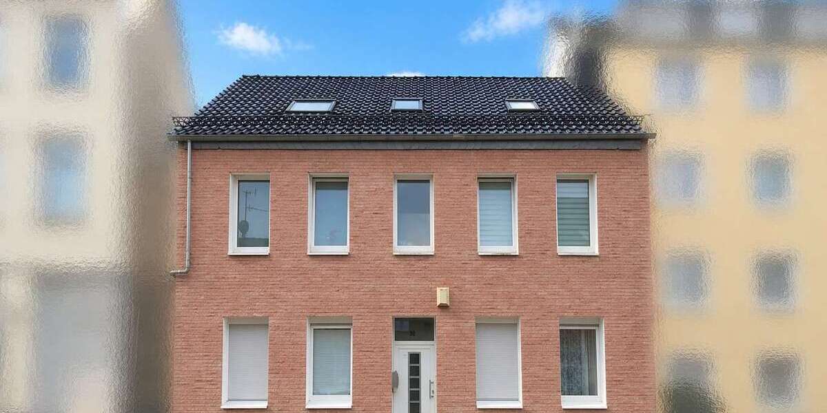 Einfamilienhaus Mülheim an der Ruhr - 12 Zimmer, 220 m&sup2;, 739.000&euro; | Angebot:26307805