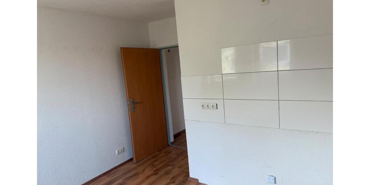 Erdgeschoßwohnung Duisburg Duisburg-Mitte - 2 Zimmer, 50 m&sup2;, 700&euro; | Angebot:26384686