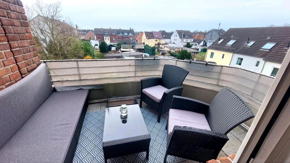 Dachgeschoßwohnung Ratingen Tiefenbroich - 3 Zimmer, 55 m&sup2;, 930&euro; | Angebot:26152421