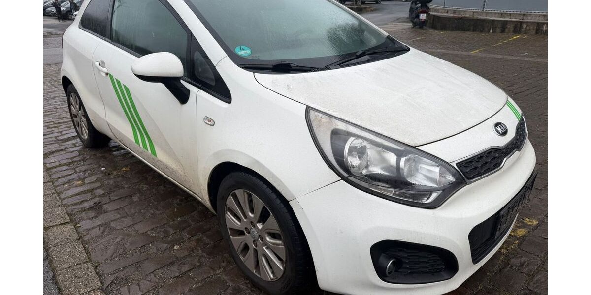Kia Rio 206.000 km 1.700 &euro; wuppertal 42285