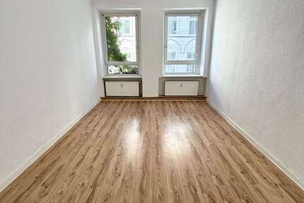 Wohnung Wuppertal Ölberg - 2 Zimmer, 65 m&sup2;, 590&euro; | Angebot:27122104