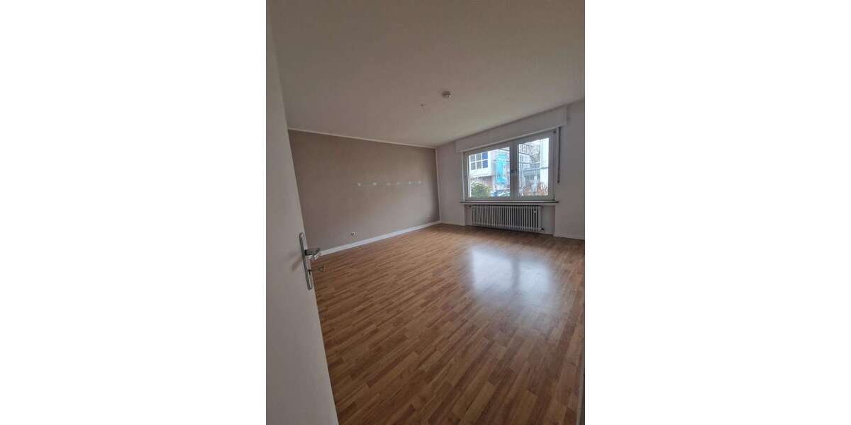 Etagenwohnung Dortmund Innenstadt Ost - 3.5 Zimmer, 96 m&sup2;, 864&euro; | Angebot:27125722