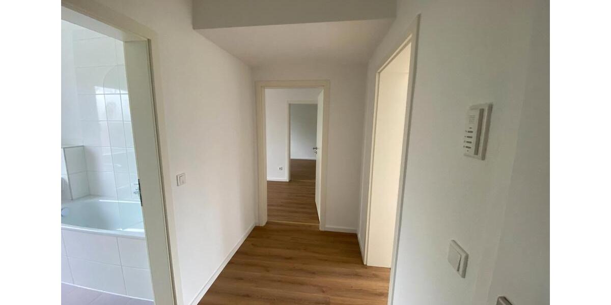 Erdgeschoßwohnung Essen Stadtbezirk IV - 3.5 Zimmer, 75 m&sup2;, 1.125&euro; | Angebot:26355296