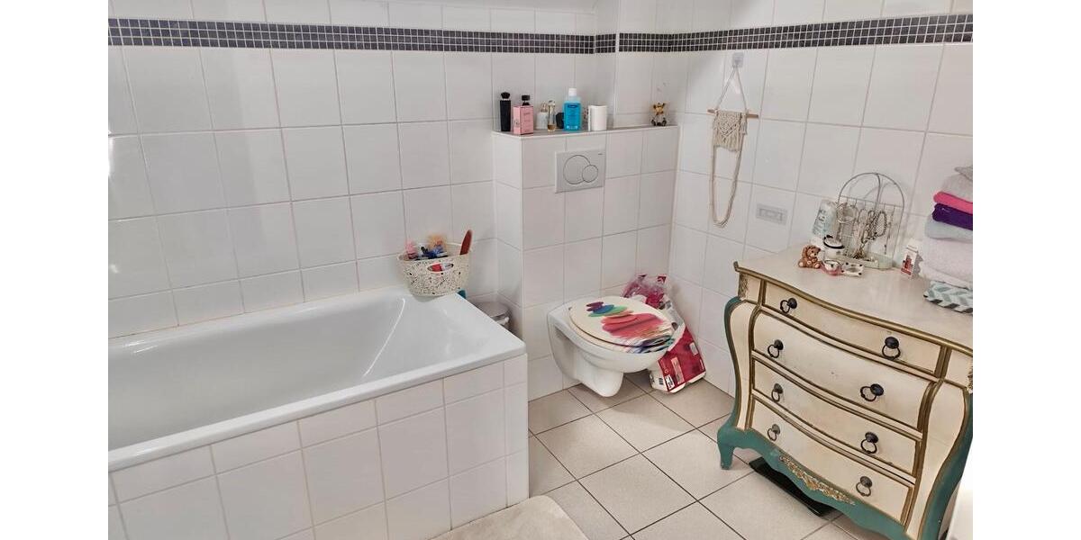 Dachgeschoßwohnung Solingen Wald - 2.5 Zimmer, 55 m&sup2;, 720&euro; | Angebot:26400660