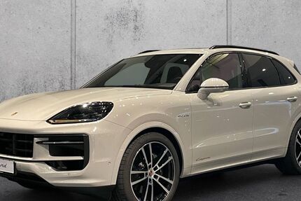 Porsche Cayenne 13.441 km 121.450 &euro; Recklinghausen 45665
