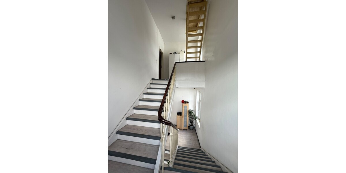 Dreifamilienhaus mit Gewerbe in Dortmund-Aplerbeck - Mehrfamilienhaus, Wohnhaus Dortmund / Aplerbeck Aplerbeck | Angebot:27351569