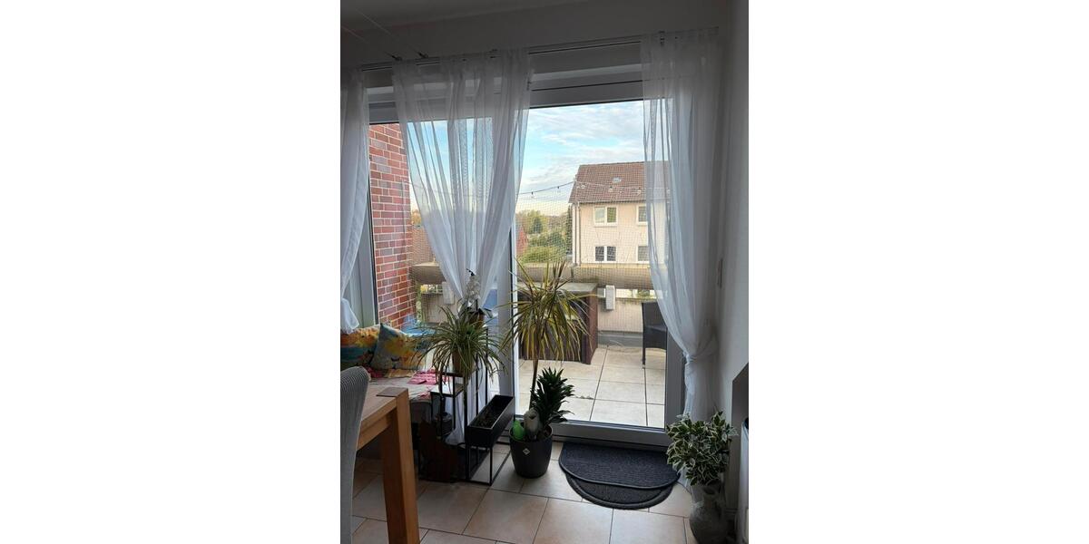 Dachgeschoßwohnung Herne Wanne-Bickern - 3.5 Zimmer, 87 m&sup2;, 900&euro; | Angebot:26165943