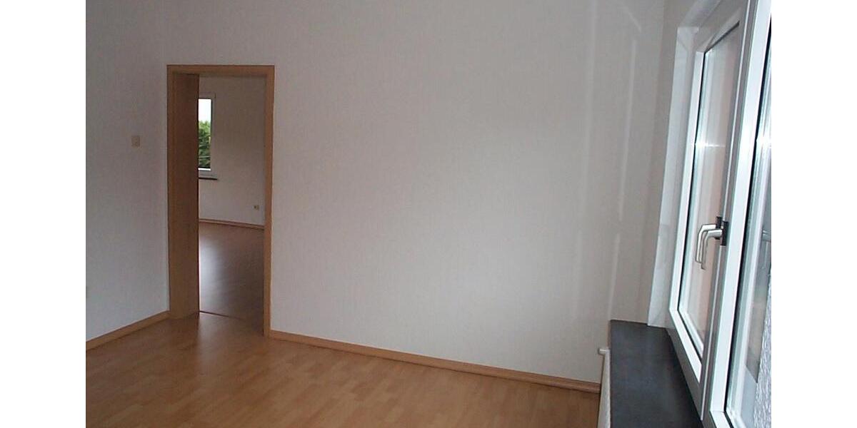 Erdgeschoßwohnung Ratingen - 3 Zimmer, 77 m&sup2;, 900&euro; | Angebot:26372652