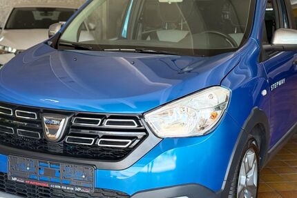Dacia Lodgy 49.000 km 14.100 &euro; Oberhausen 46145