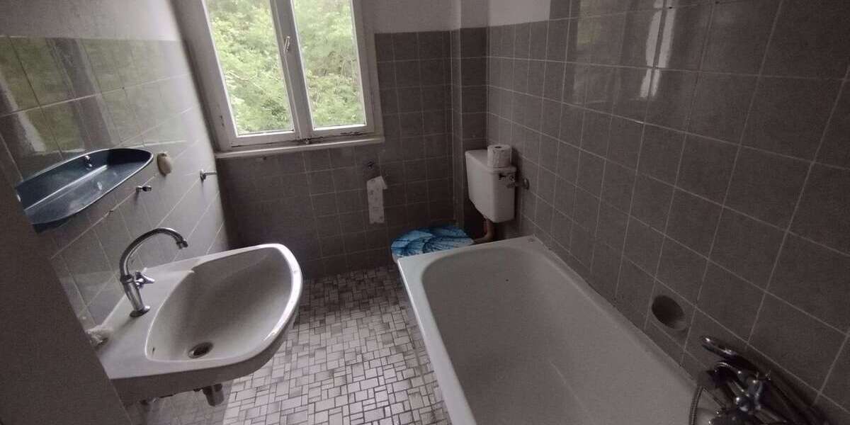 Etagenwohnung Remscheid Alt-Remscheid - 2 Zimmer, 50 m&sup2;, 400&euro; | Angebot:27131503