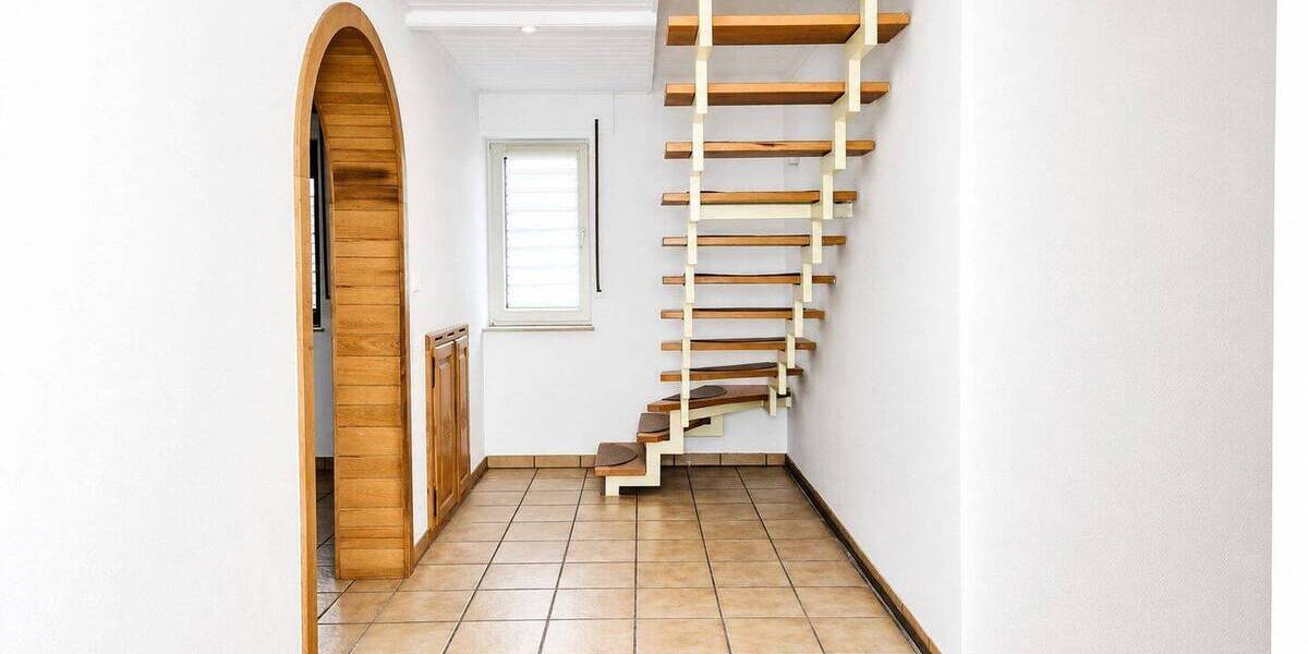 Etagenwohnung bottrop Fuhlenbrock - 7 Zimmer, 188 m&sup2;, 1.800&euro; | Angebot:26926788