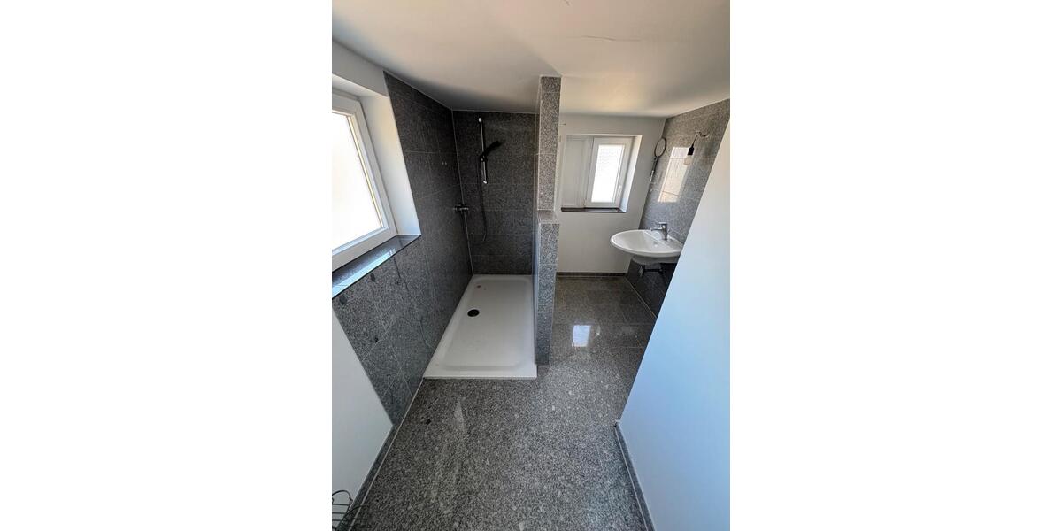 Doppelhaushälfte Remscheid Lüttringhausen - 5 Zimmer, 120 m&sup2;, 300.000&euro; | Angebot:27296262
