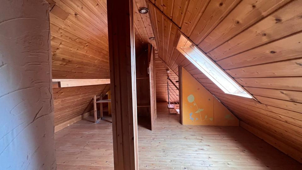 Dachgeschoßwohnung Castrop-Rauxel Rauxel - 2 Zimmer, 71 m&sup2;, 462&euro; | Angebot:26088156