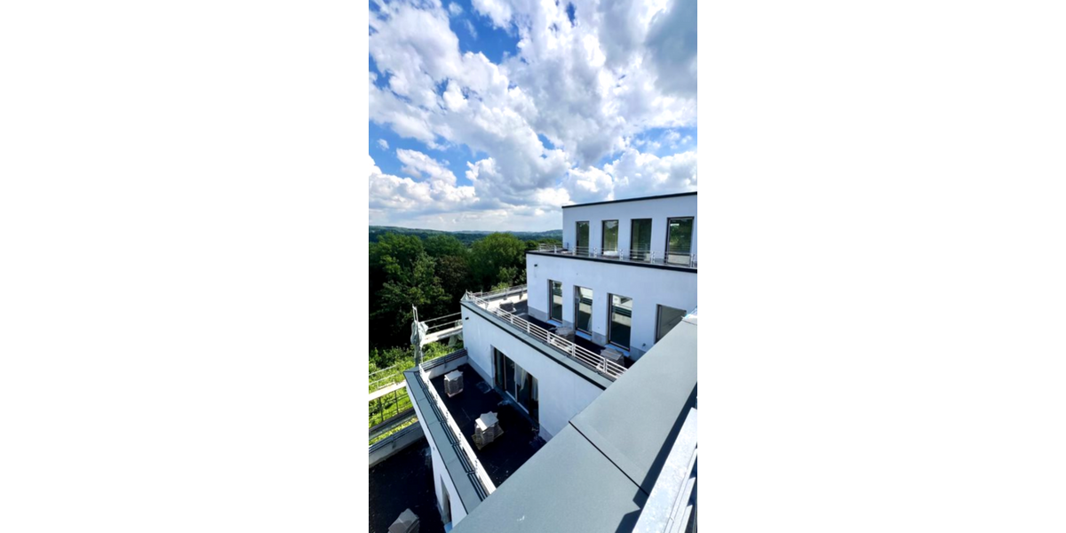 Etagenwohnung Hattingen Blankenstein - 2 Zimmer, 92 m&sup2;, 1.150&euro; | Angebot:25602445