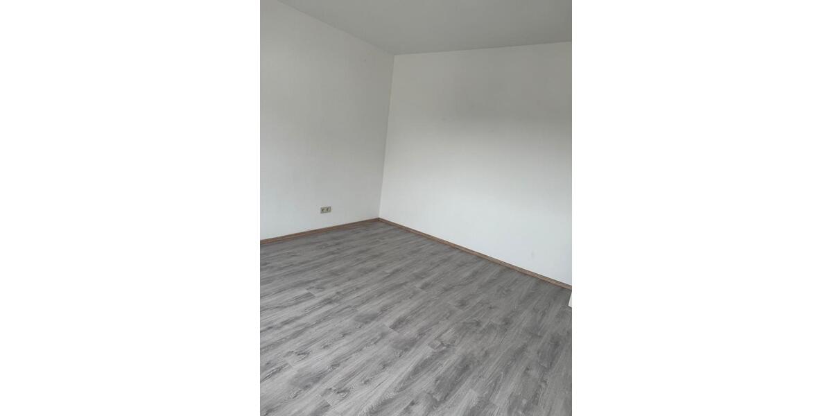 Etagenwohnung Hagen Hohenlimburg - 3 Zimmer, 84 m&sup2;, 850&euro; | Angebot:26317724