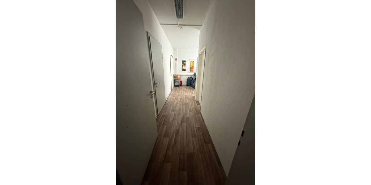 Vielseitige Gewerbefläche in Bochum – 123 m², Stellplätze & flexible Nutzung - Gewerbeobjekt Bochum / Laer Laer | Angebot:26059447