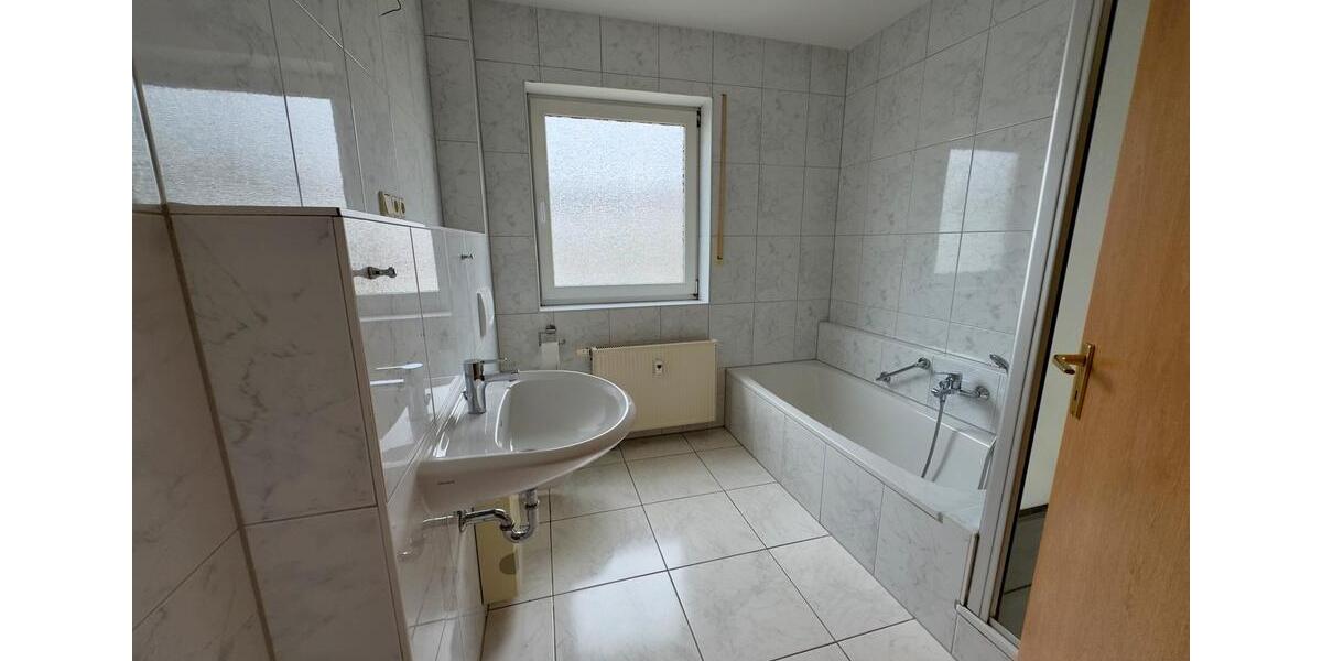Etagenwohnung Hagen Hohenlimburg - 3 Zimmer, 78 m&sup2;, 660&euro; | Angebot:26358761