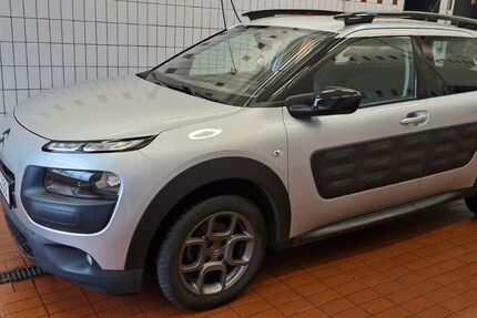 Citroen C4 Cactus 81.340 km 8.300 &euro; Wuppertal 42329
