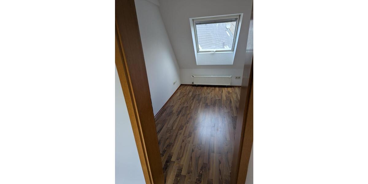 Maisonettenwohnung Hattingen - 3 Zimmer, 100 m&sup2;, 780&euro; | Angebot:26057742