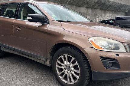 Volvo XC60 337.290 km 4.750 &euro; wuppertal 42285