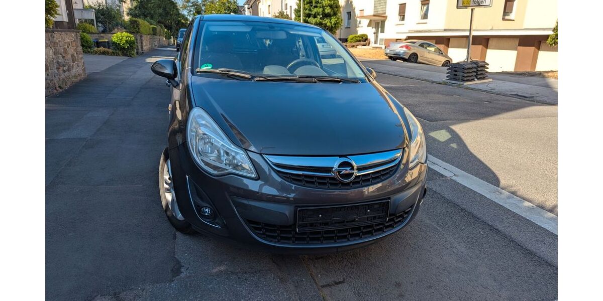Opel Corsa 99.722 km 4.700 &euro; Mülheim-Ruhr 45473