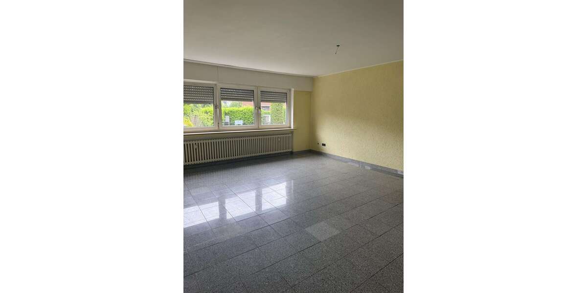 Etagenwohnung Oberhausen Biefang - 3.5 Zimmer, 99 m&sup2;, 850&euro; | Angebot:27125775