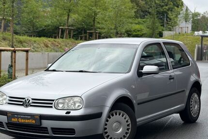 VW Golf 172.908 km 3.000 &euro; Essen 45145