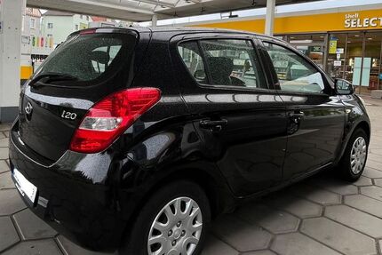 Hyundai i20 141.080 km 4.000 &euro; Wuppertal 42279