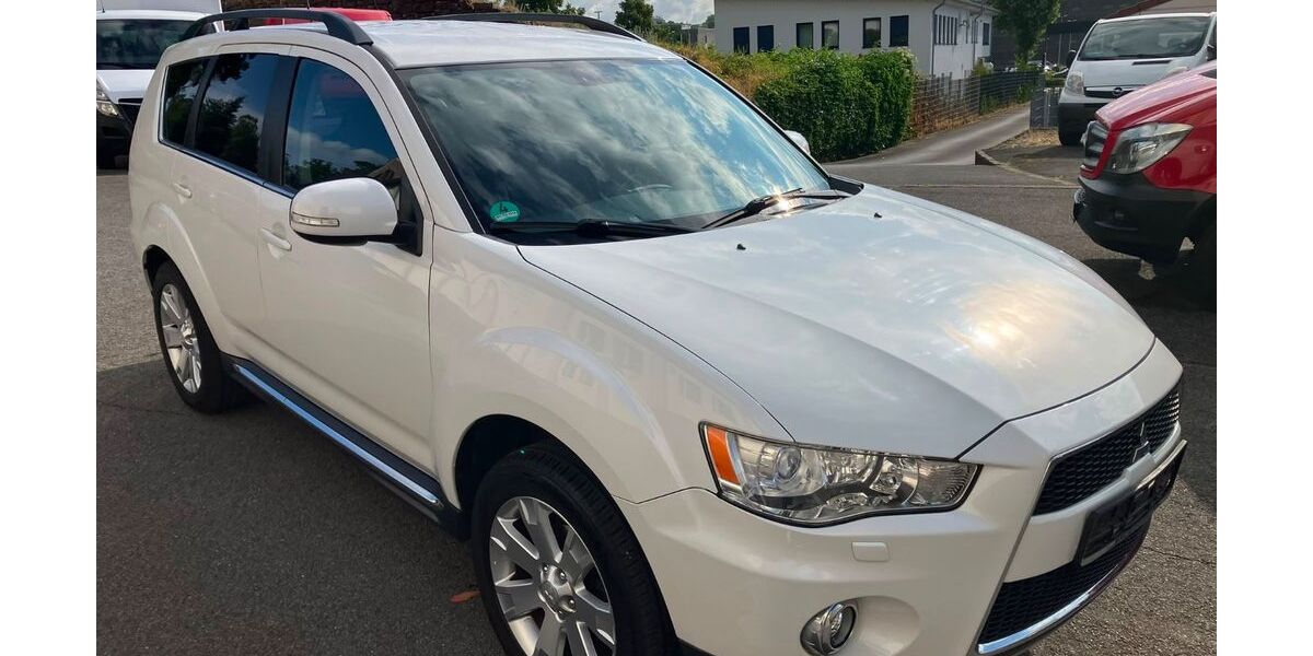 Mitsubishi Outlander 260.320 km 3.990 &euro; Mülheim/Ruhr 45481