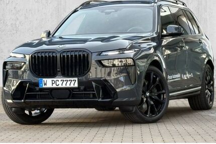 BMW X7 8.240 km 101.880 &euro; Wuppertal 42117