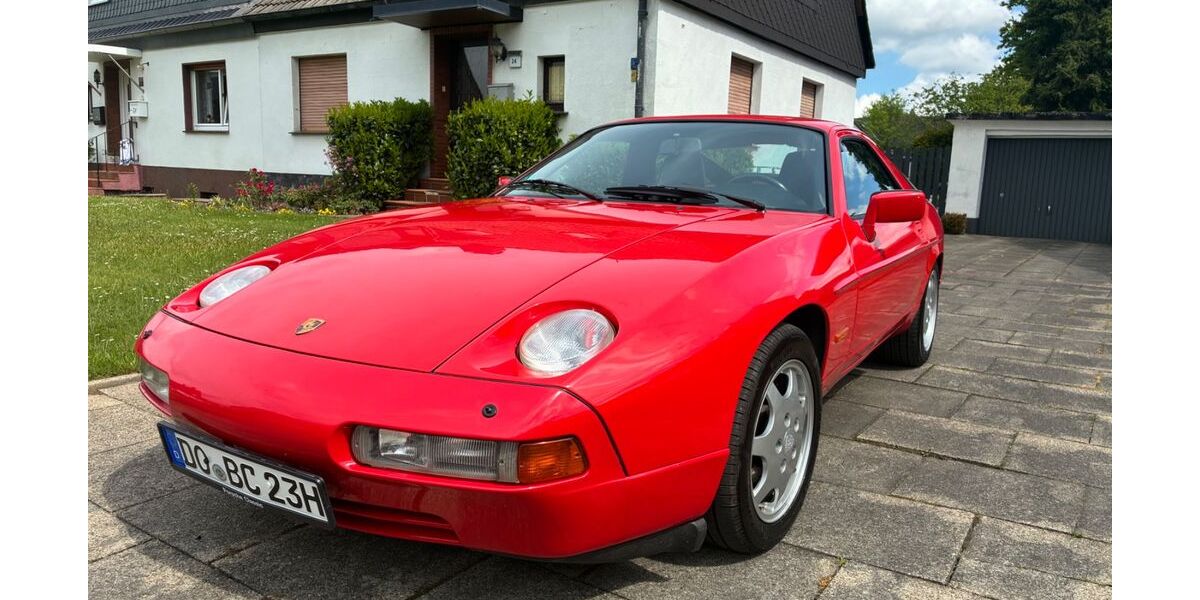 Porsche 928 223.000 km 33.000 &euro; Dortmund 44369