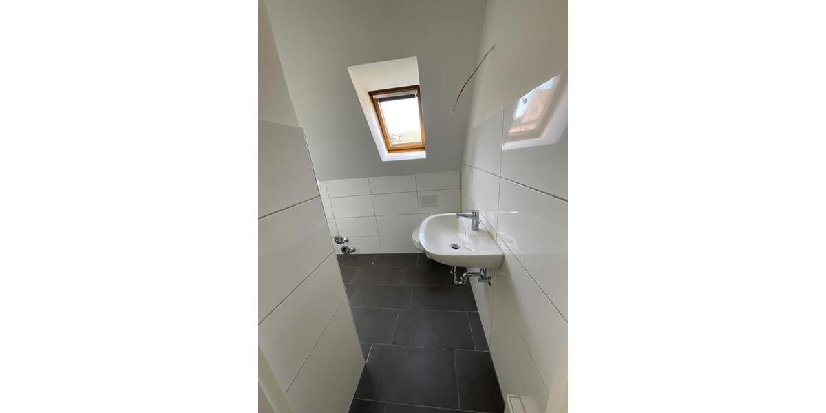 Dachgeschoßwohnung Gelsenkirchen Ückendorf - 2.5 Zimmer, 40 m&sup2;, 299&euro; | Angebot:26232615