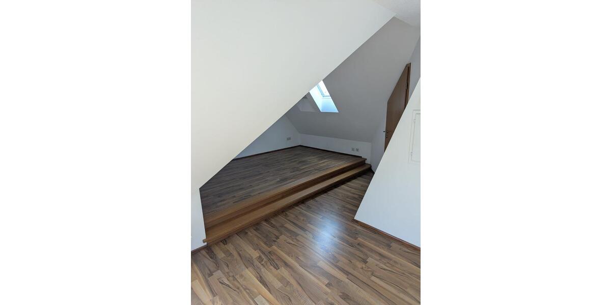 Maisonettenwohnung Hattingen - 3 Zimmer, 100 m&sup2;, 780&euro; | Angebot:26057742