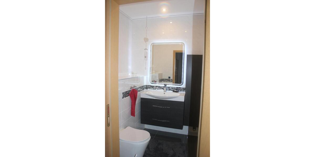 Erdgeschoßwohnung Gelsenkirchen Erle - 4 Zimmer, 180 m&sup2;, 240.000&euro; | Angebot:26020590