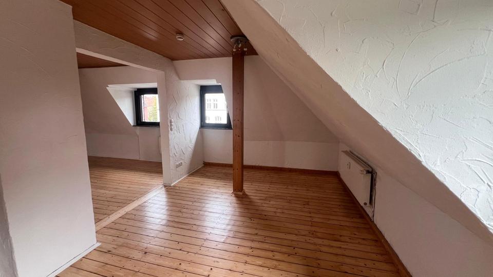 Dachgeschoßwohnung Castrop-Rauxel Rauxel - 2 Zimmer, 71 m&sup2;, 462&euro; | Angebot:26088156
