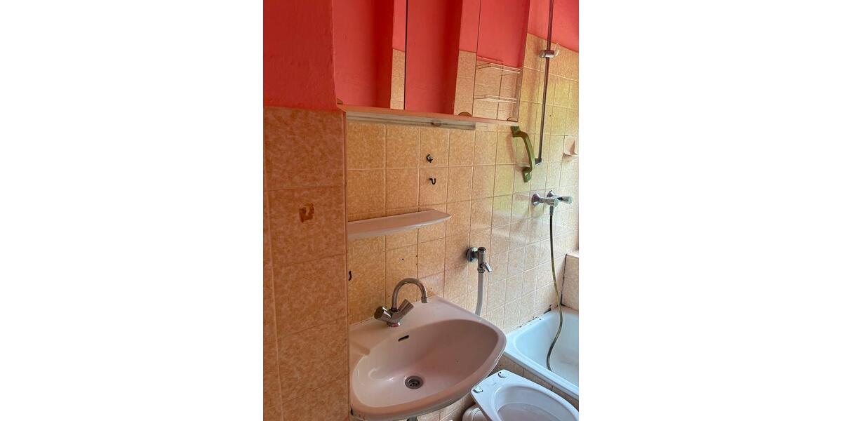 Etagenwohnung Hagen Hohenlimburg - 3 Zimmer, 58 m&sup2;, 52.000&euro; | Angebot:26799516