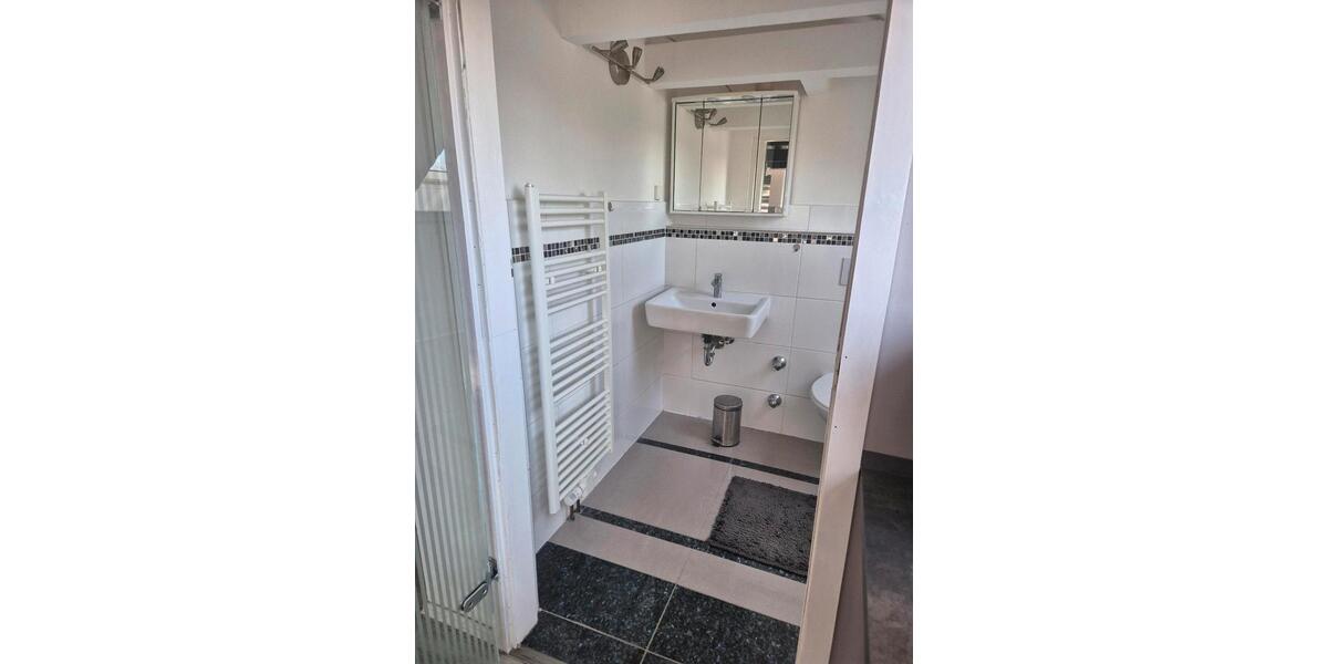 Etagenwohnung Mettmann - 1 Zimmer, 40 m&sup2;, 700&euro; | Angebot:26339891