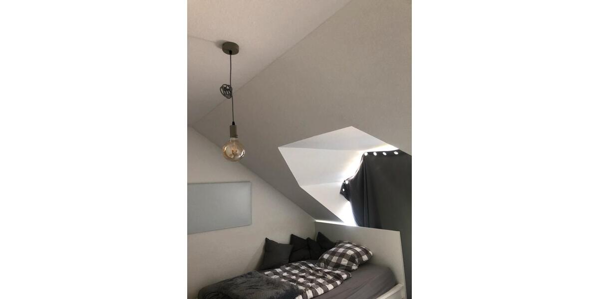 Dachgeschoßwohnung Dortmund Huckarde - 1 Zimmer, 20 m&sup2;, 220&euro; | Angebot:26234564