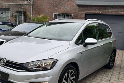 VW Golf Sportsvan 64.000 km 9.999 &euro; Solingen 42651