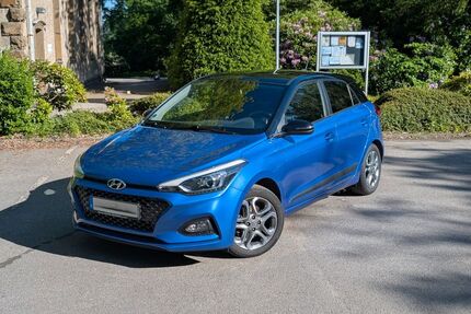 Hyundai i20 74.000 km 9.799 &euro; Essen 45239
