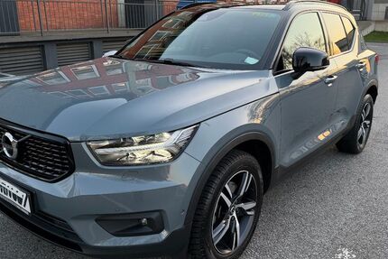 Volvo XC40 54.050 km 26.500 &euro; Essen 45130