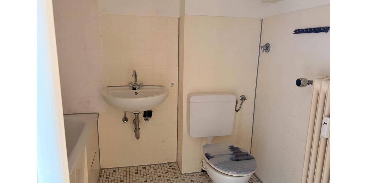 Etagenwohnung Solingen Wald - 4 Zimmer, 85 m&sup2;, 591&euro; | Angebot:26210966