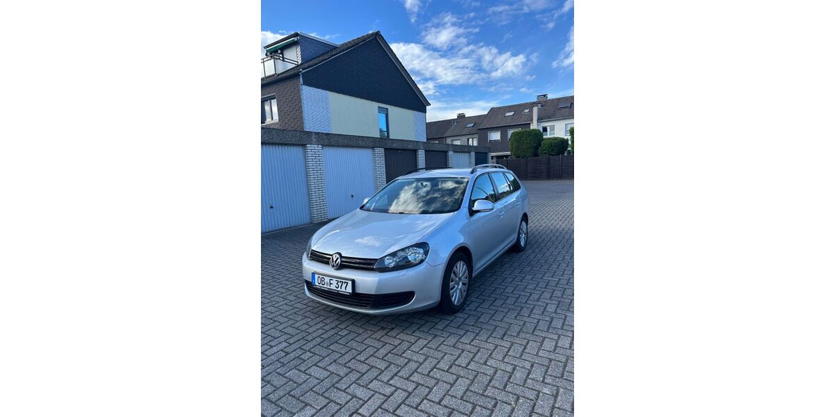 VW Golf 124.000 km 6.299 &euro; Oberhausen 46145