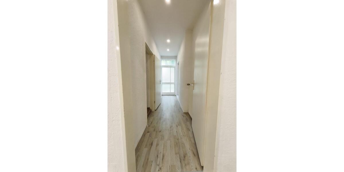 Erdgeschoßwohnung Gelsenkirchen Gelsenkirchen-Mitte - 3 Zimmer, 63 m&sup2;, 600&euro; | Angebot:26355283