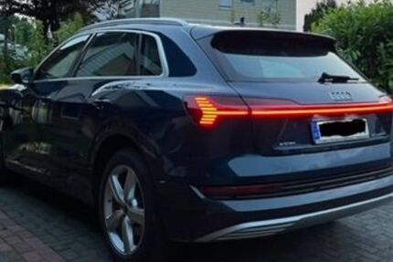Audi e-tron 102.700 km 25.900 &euro; Schalksmühle 58579