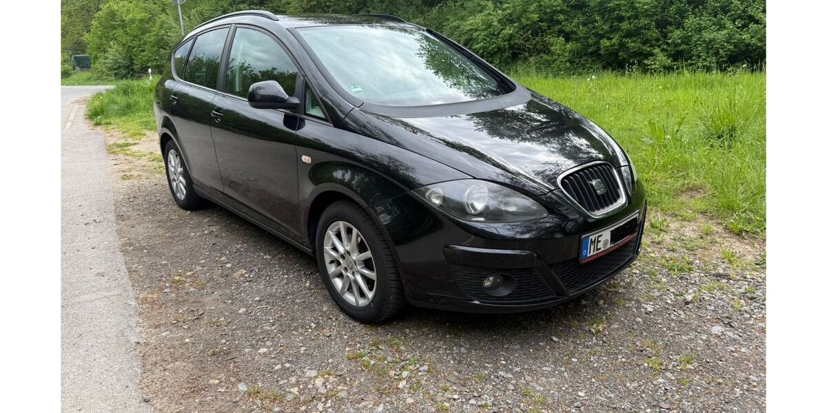 Seat Altea 200.000 km 2.900 &euro; Solingen 42659