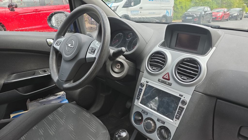 Opel Corsa 202.000 km 1.700 &euro; Velbert 42553