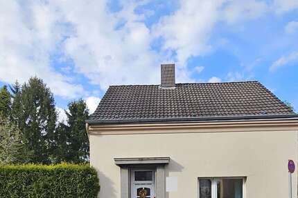 Haus Essen Stadtbezirk IV - 6 Zimmer, 120 m&sup2;, 990&euro; | Angebot:26289692